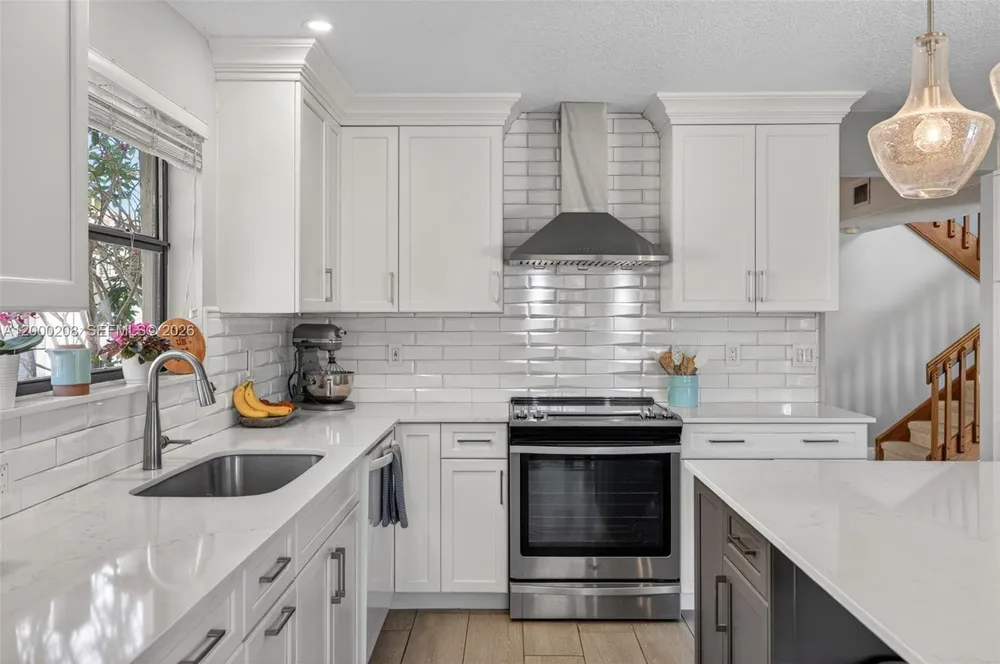 15620 Gauntlet Hall Manor, Davie, FL 33331-3438