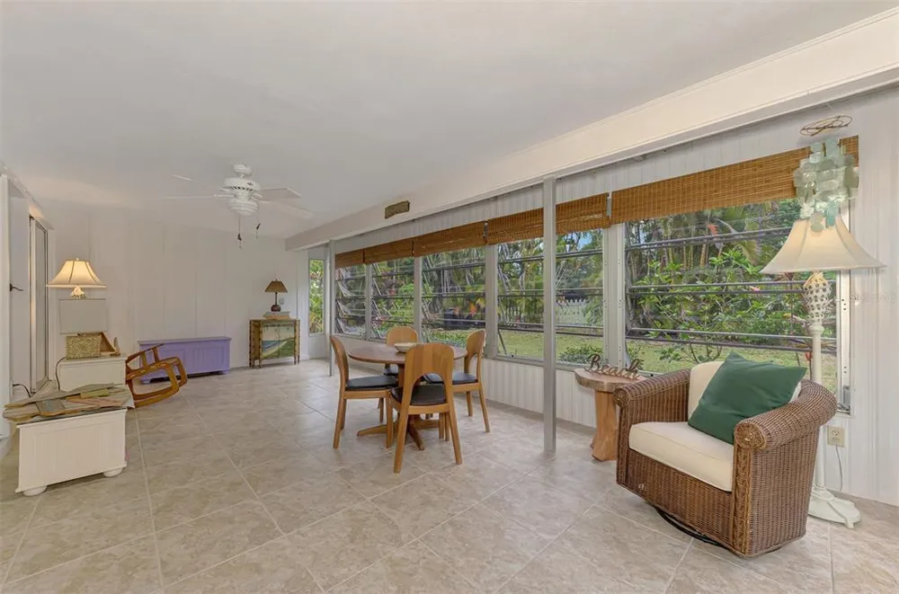 201 Lyons Bay Rd, Nokomis, FL 34275