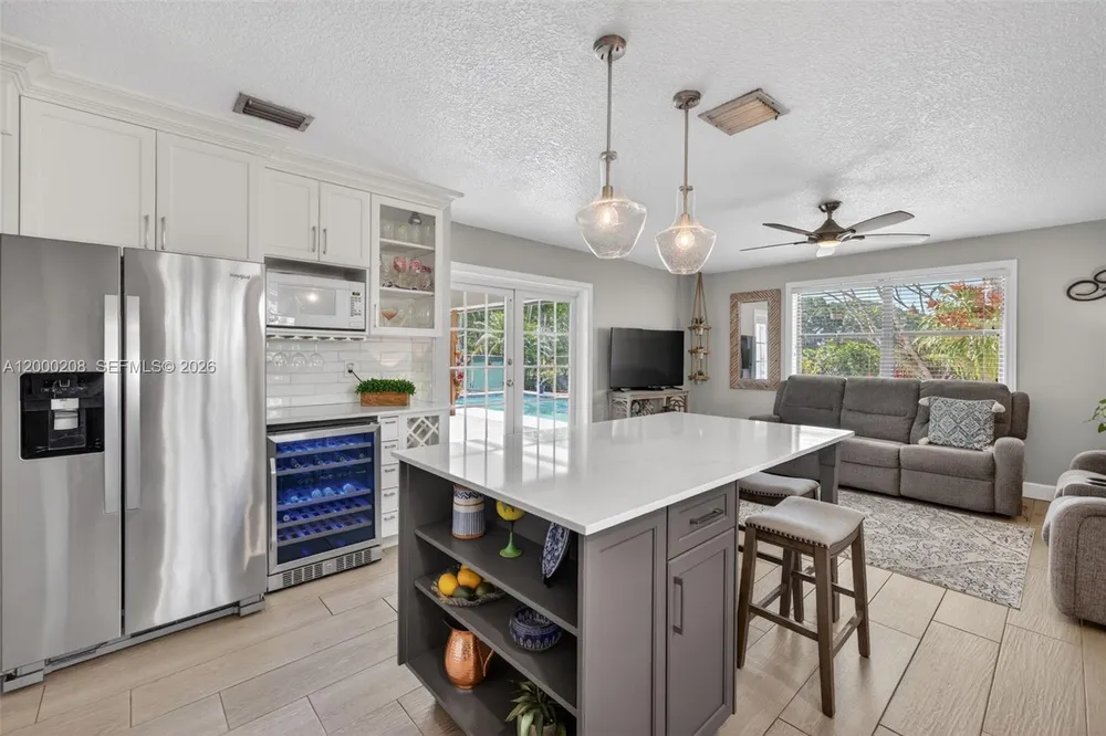 15620 Gauntlet Hall Manor, Davie, FL 33331-3438