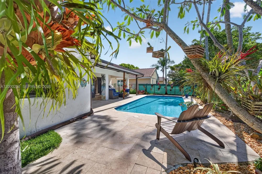 15620 Gauntlet Hall Manor, Davie, FL 33331-3438