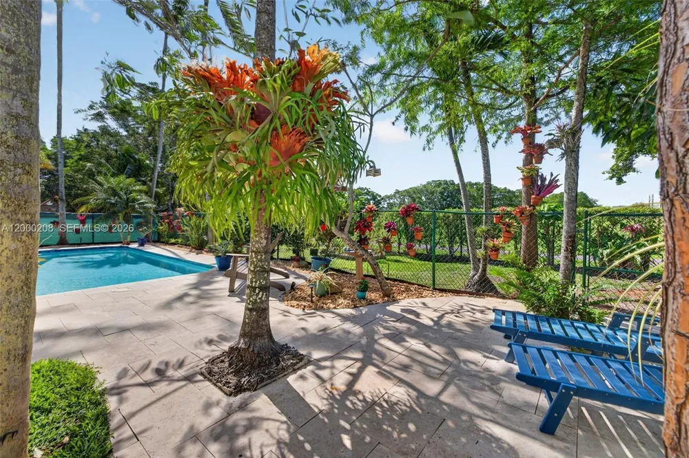 15620 Gauntlet Hall Manor, Davie, FL 33331-3438
