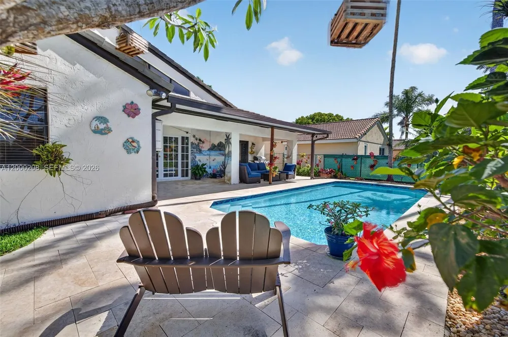 15620 Gauntlet Hall Manor, Davie, FL 33331-3438