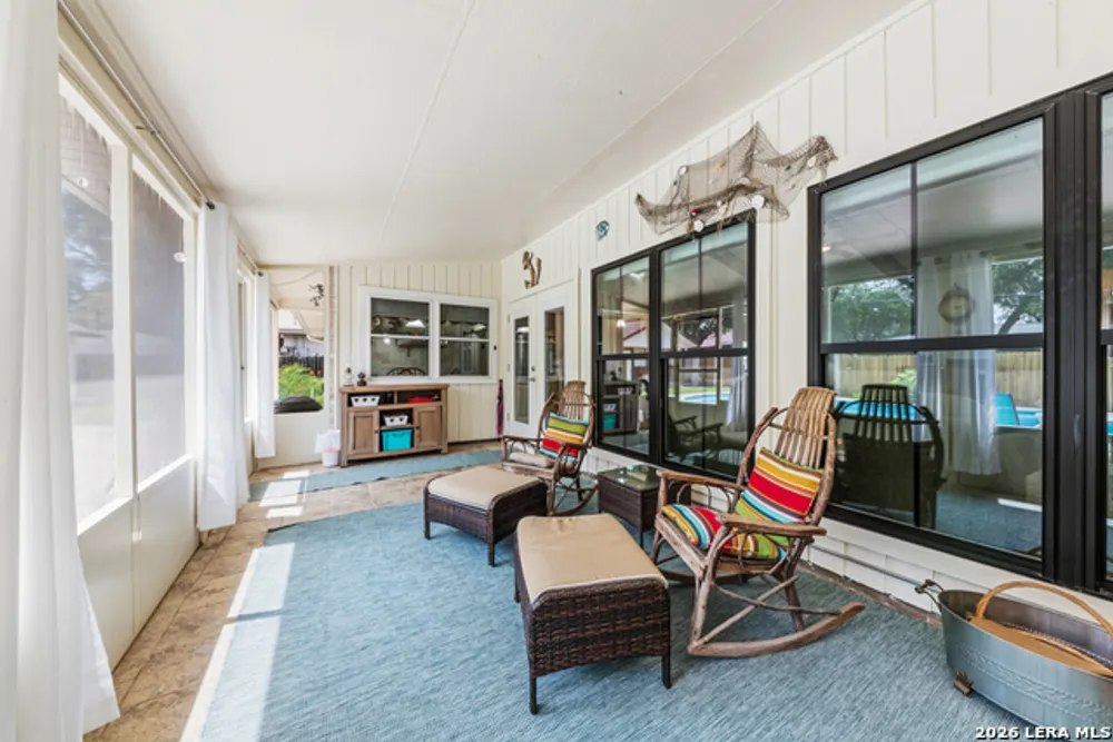 6022 Winding Ridge Dr, Windcrest, TX 78239