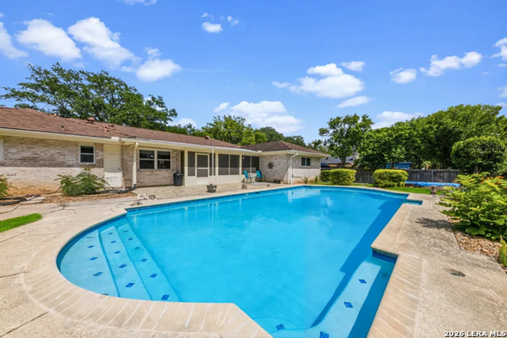 6022 Winding Ridge Dr, Windcrest, TX 78239