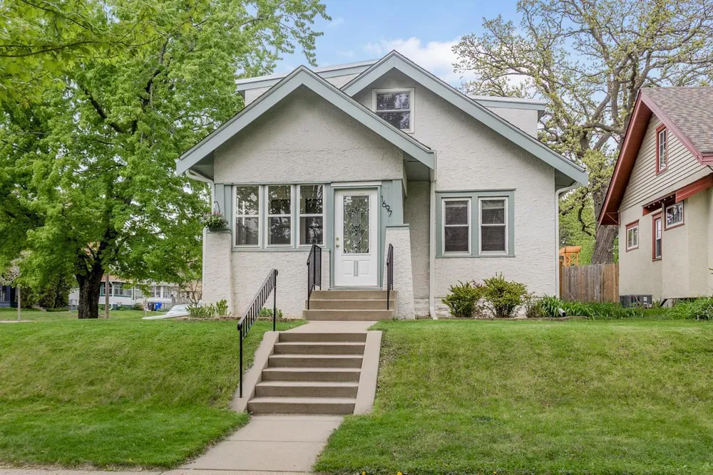 1697 Taylor Avenue West, Saint Paul, MN 55104