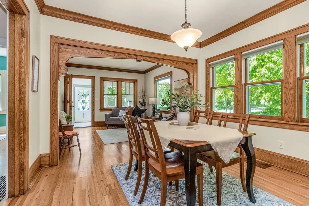 1697 Taylor Avenue West, Saint Paul, MN 55104