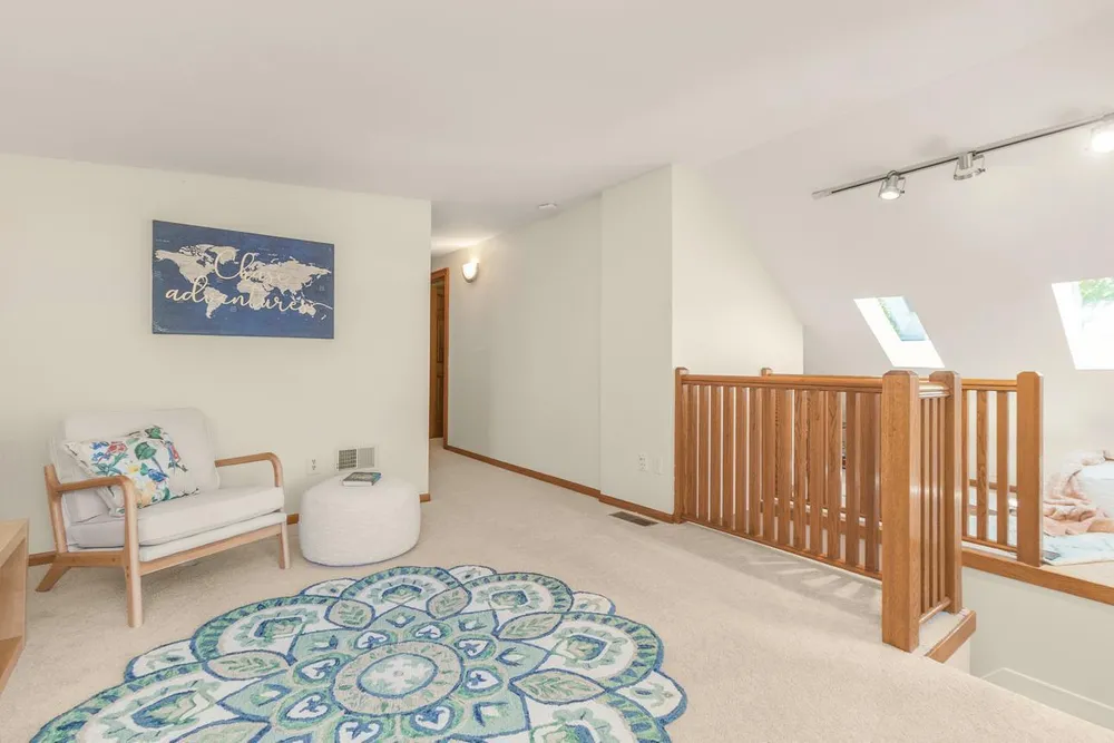 1697 Taylor Avenue West, Saint Paul, MN 55104