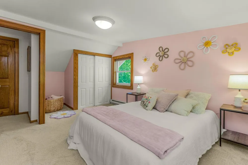 1697 Taylor Avenue West, Saint Paul, MN 55104
