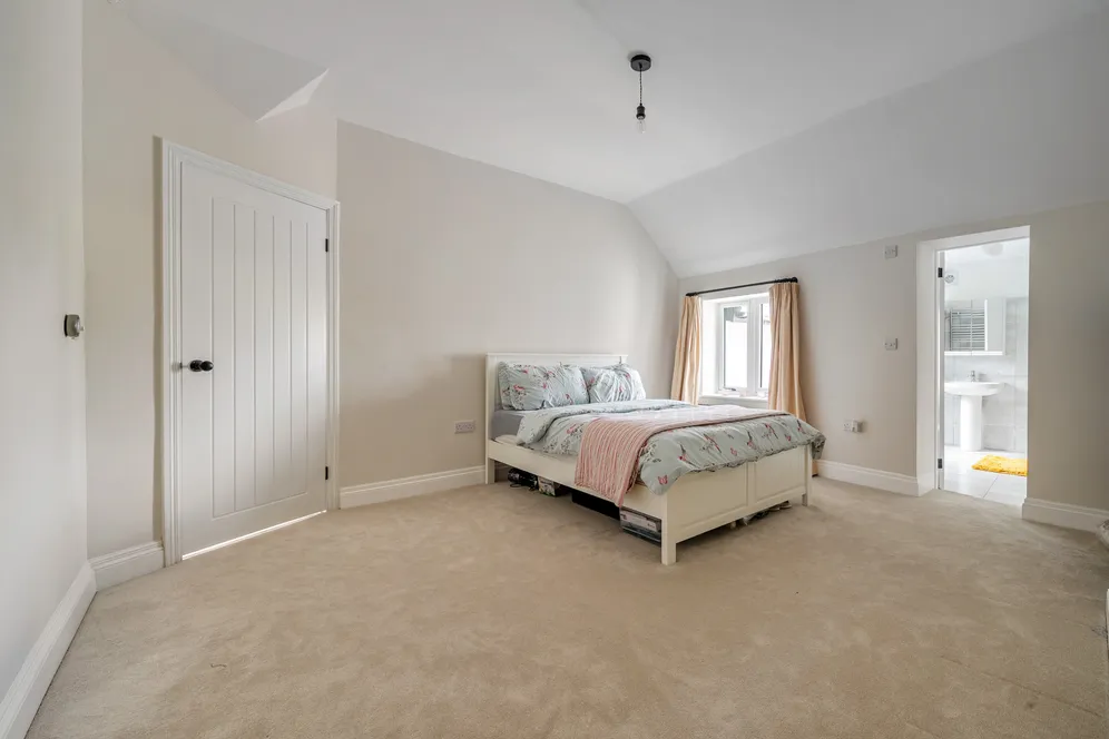 Penyston Road, Maidenhead, SL6 photo 8