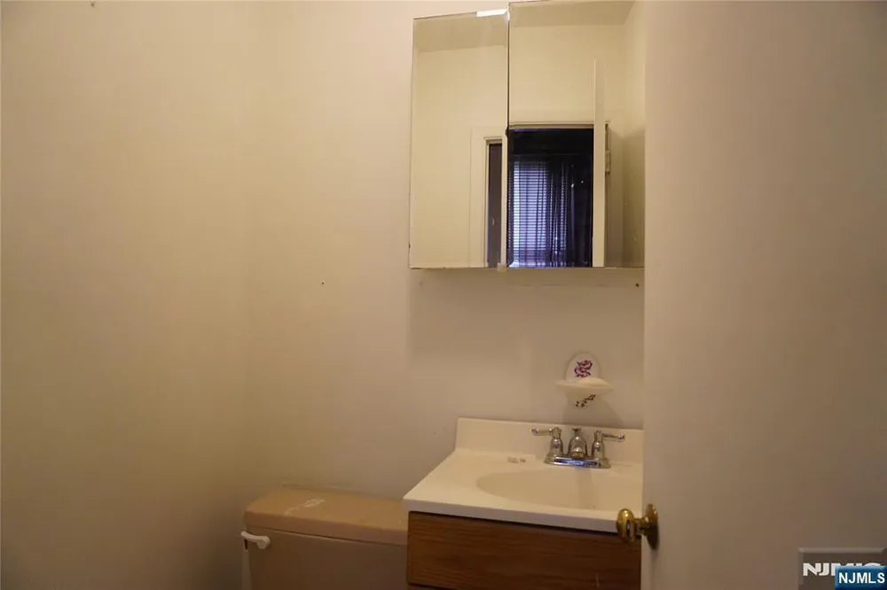 115 E 21st St, Paterson, NJ 07513