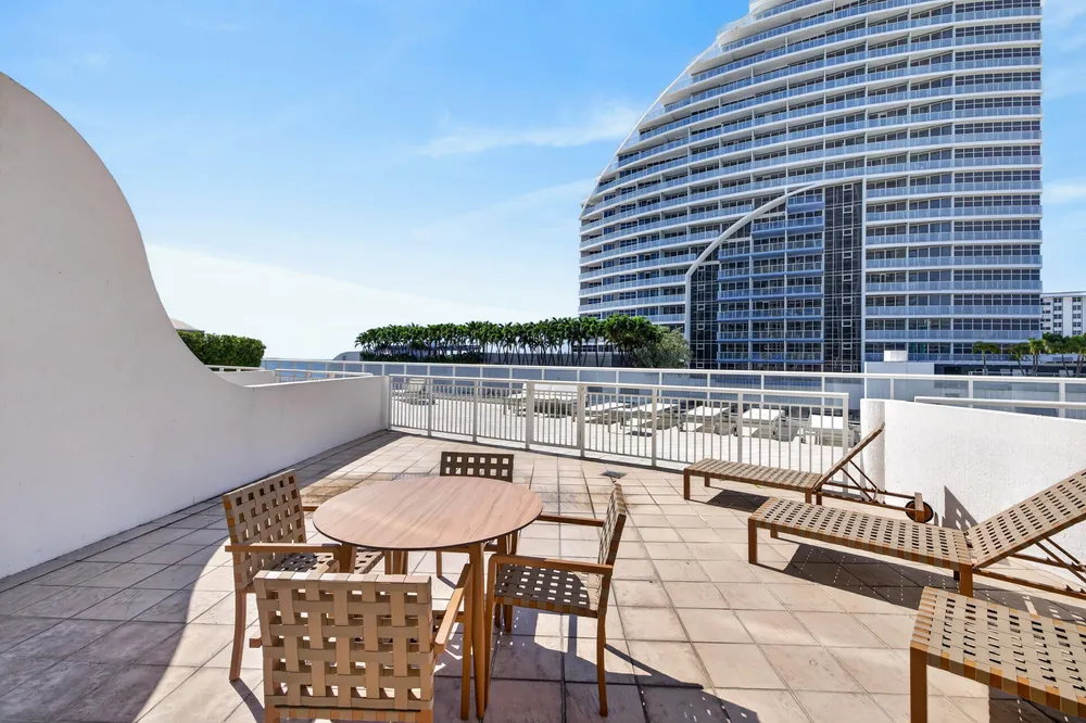 505 N Fort Lauderdale Beach Blvd, Fort Lauderdale, FL 33304