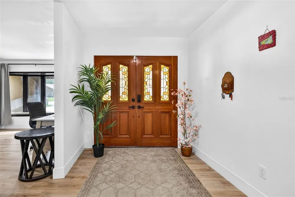 11004 Theresa Arbor Dr, Temple Terrace, FL 33617
