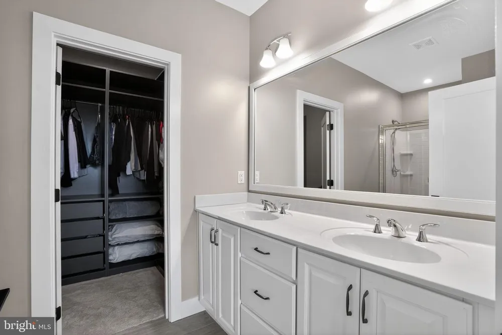 667 Levering St, Blue Bell, PA 19422