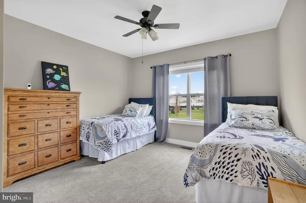 667 Levering St, Blue Bell, PA 19422