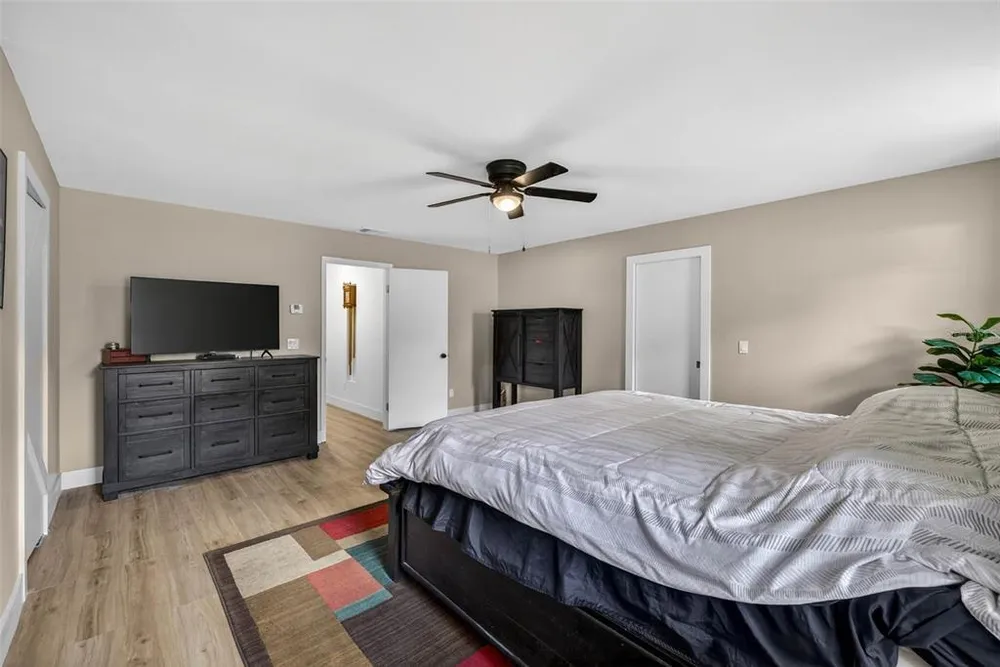 11004 Theresa Arbor Dr, Temple Terrace, FL 33617