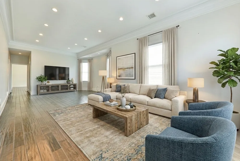 9 Bellflower St, Boston, MA 02125
