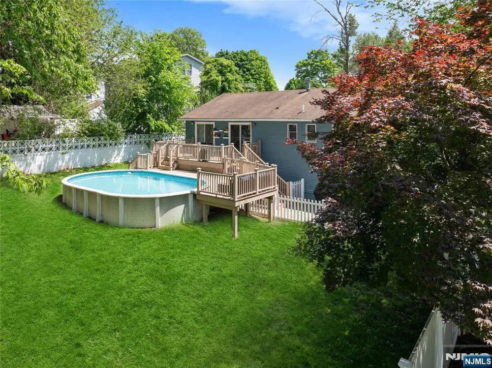 364 Piermont Ave, Hillsdale, NJ 07642