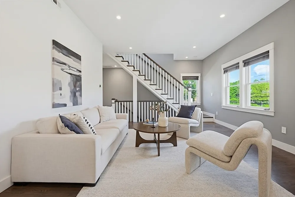 214 Waverley St, Belmont, MA 02478