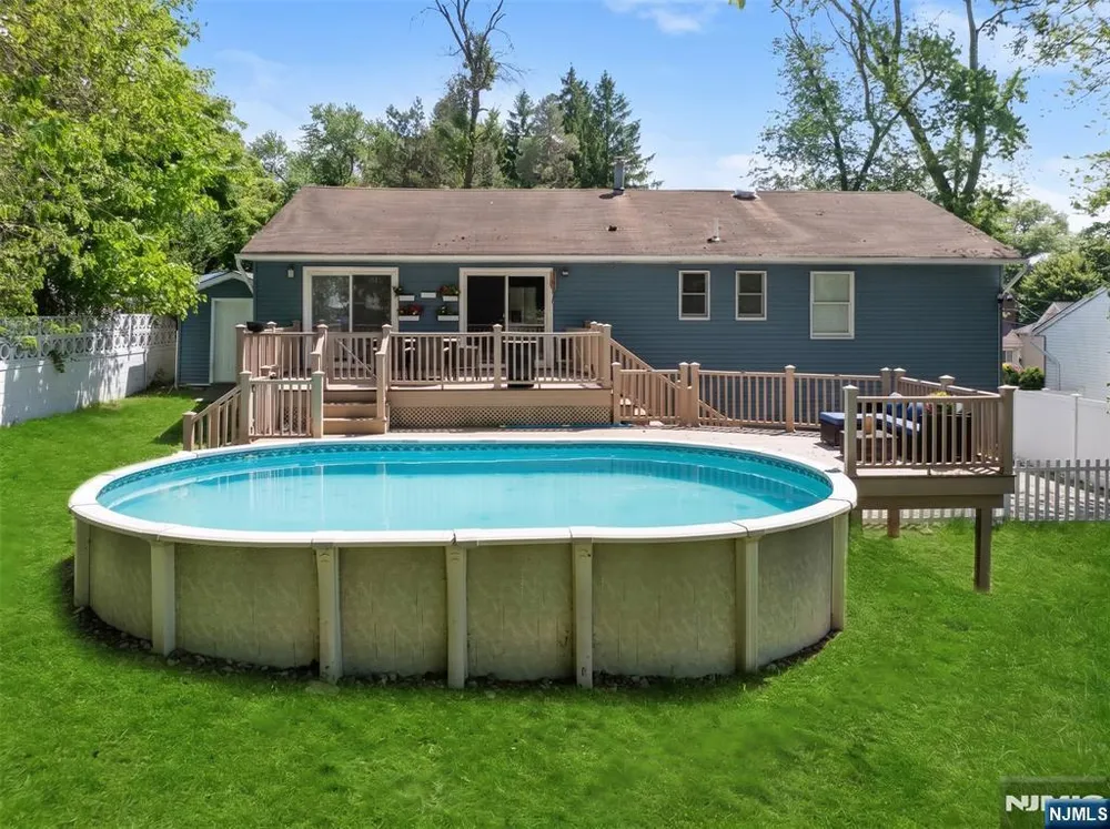 364 Piermont Ave, Hillsdale, NJ 07642