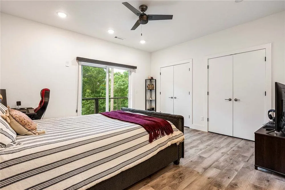 37 Shropshire Dr, Bella Vista, AR 72714
