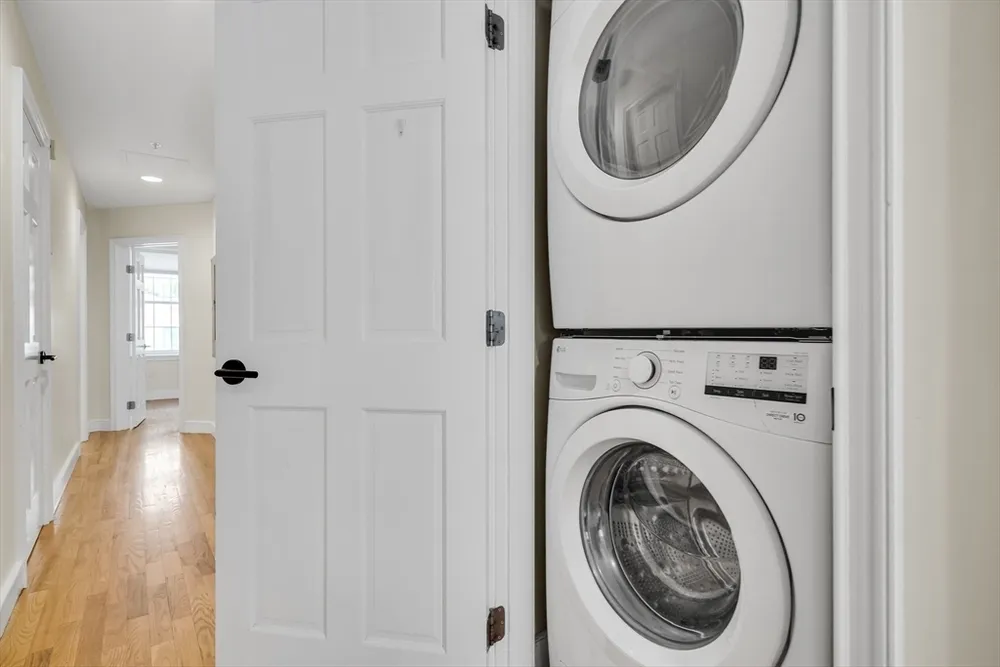 381 W Broadway, Boston, MA 02127