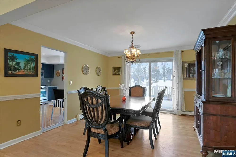 364 Piermont Ave, Hillsdale, NJ 07642