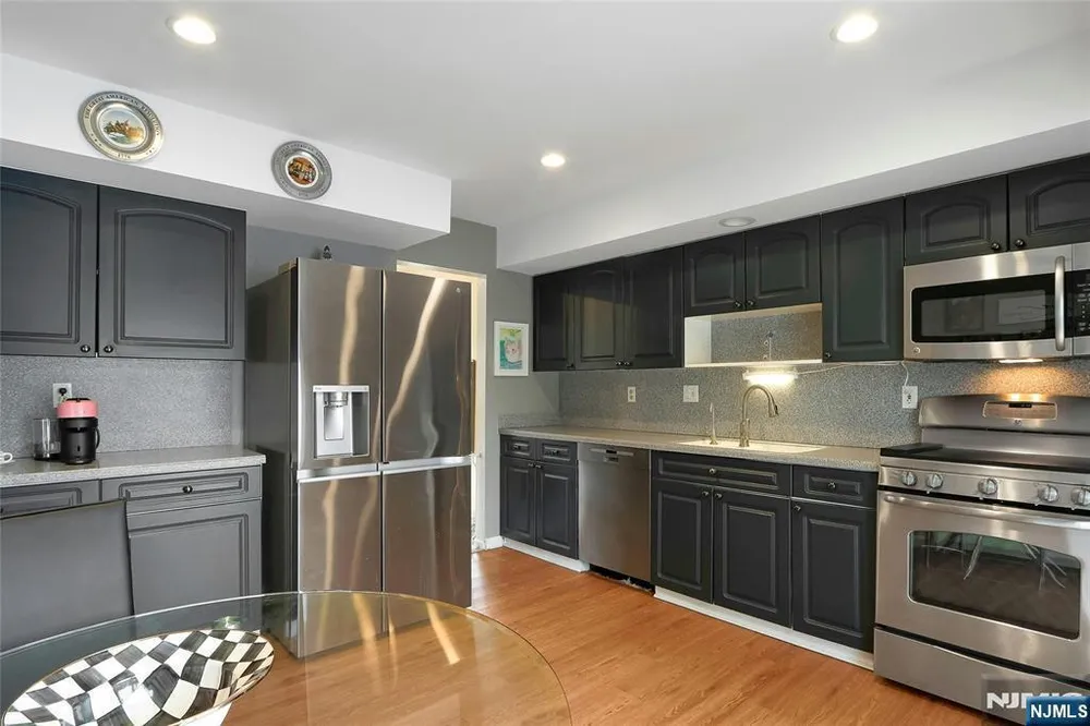 364 Piermont Ave, Hillsdale, NJ 07642