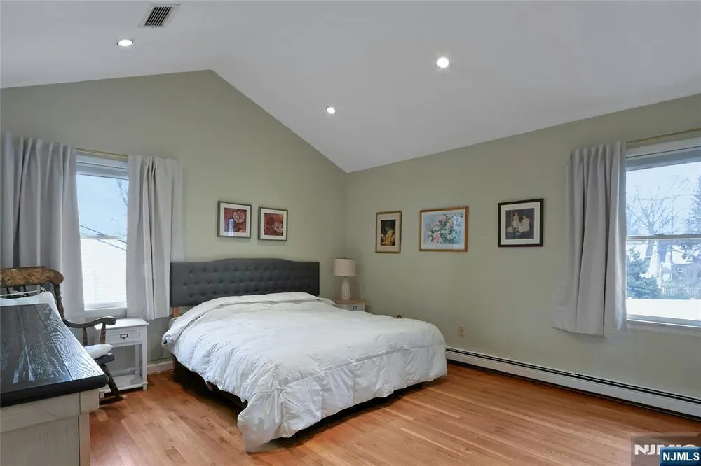 364 Piermont Ave, Hillsdale, NJ 07642