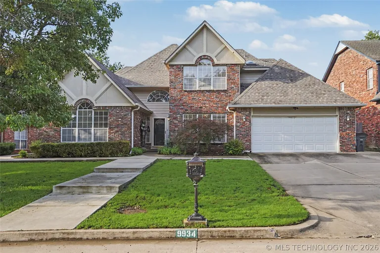 9934 E 97th St, Tulsa, OK 74133