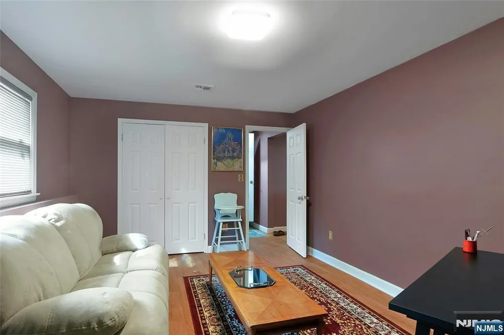 364 Piermont Ave, Hillsdale, NJ 07642