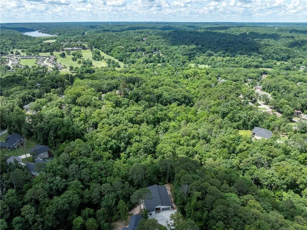 37 Shropshire Dr, Bella Vista, AR 72714