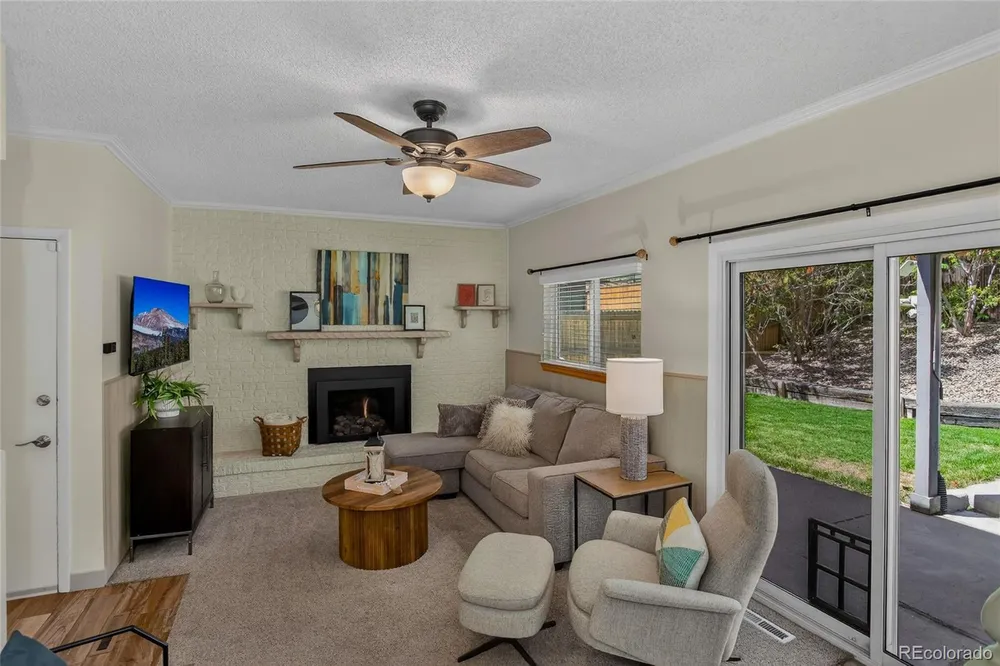 6937 Pierce St, Arvada, CO 80003