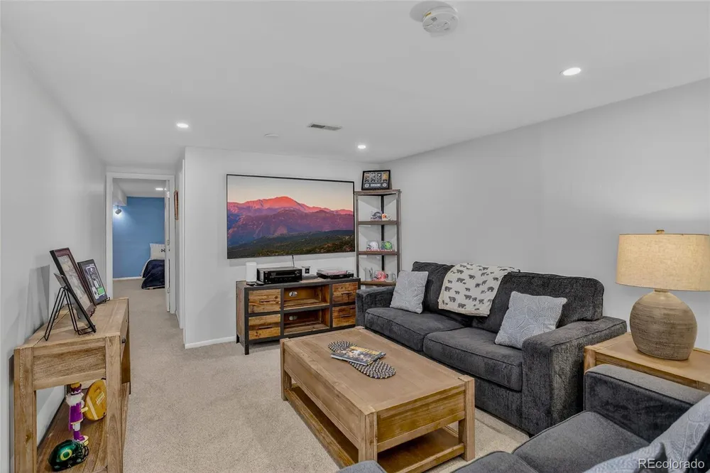 6937 Pierce St, Arvada, CO 80003