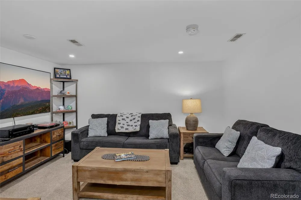6937 Pierce St, Arvada, CO 80003