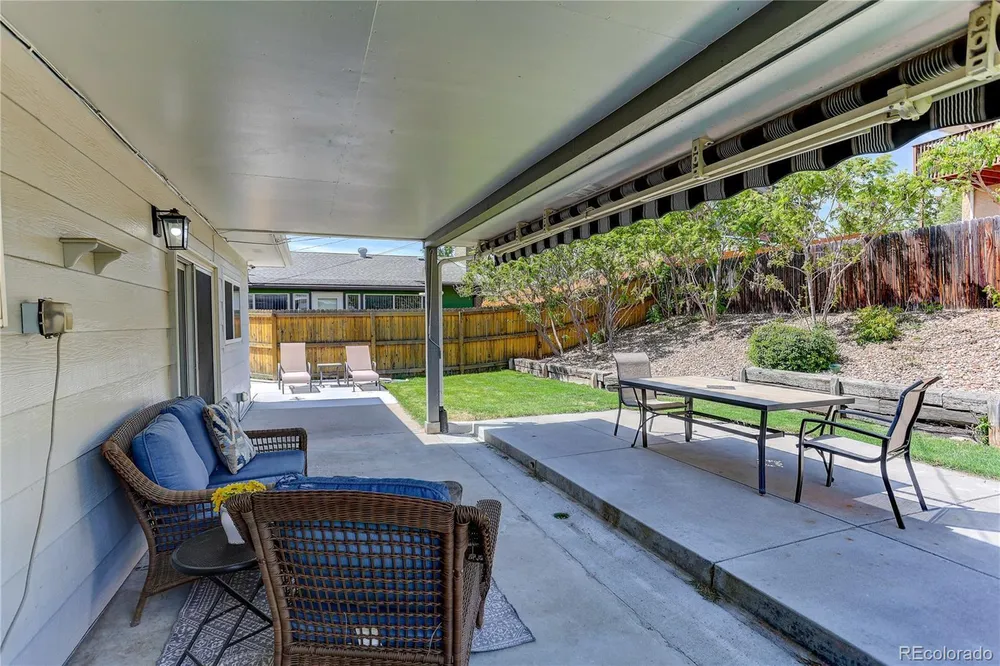 6937 Pierce St, Arvada, CO 80003