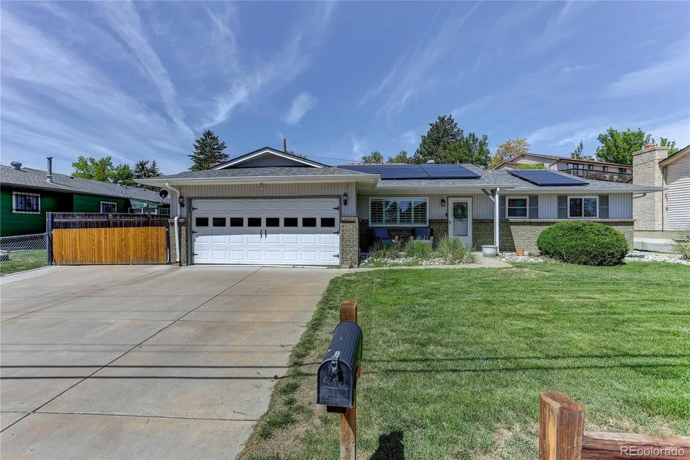 6937 Pierce St, Arvada, CO 80003