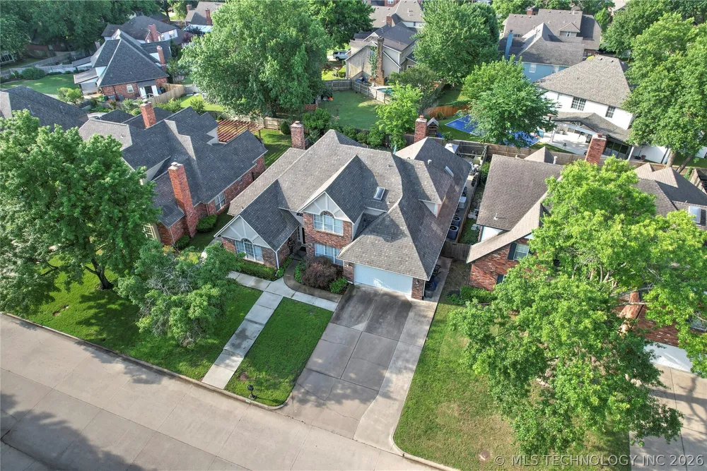 9934 E 97th St, Tulsa, OK 74133