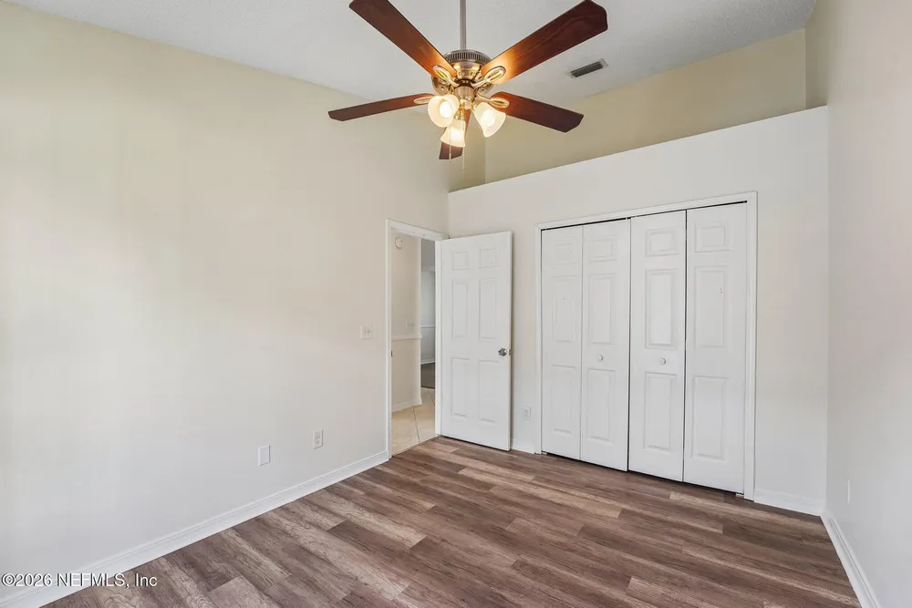 2840 Lantana Lakes Dr E, Jacksonville, FL 32246