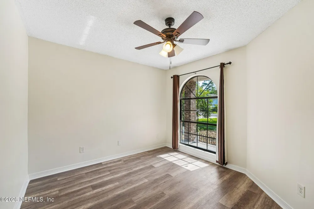 2840 Lantana Lakes Dr E, Jacksonville, FL 32246