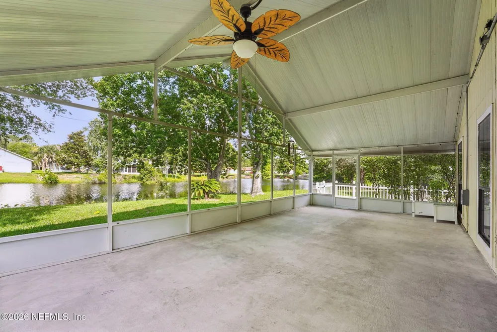 2840 Lantana Lakes Dr E, Jacksonville, FL 32246