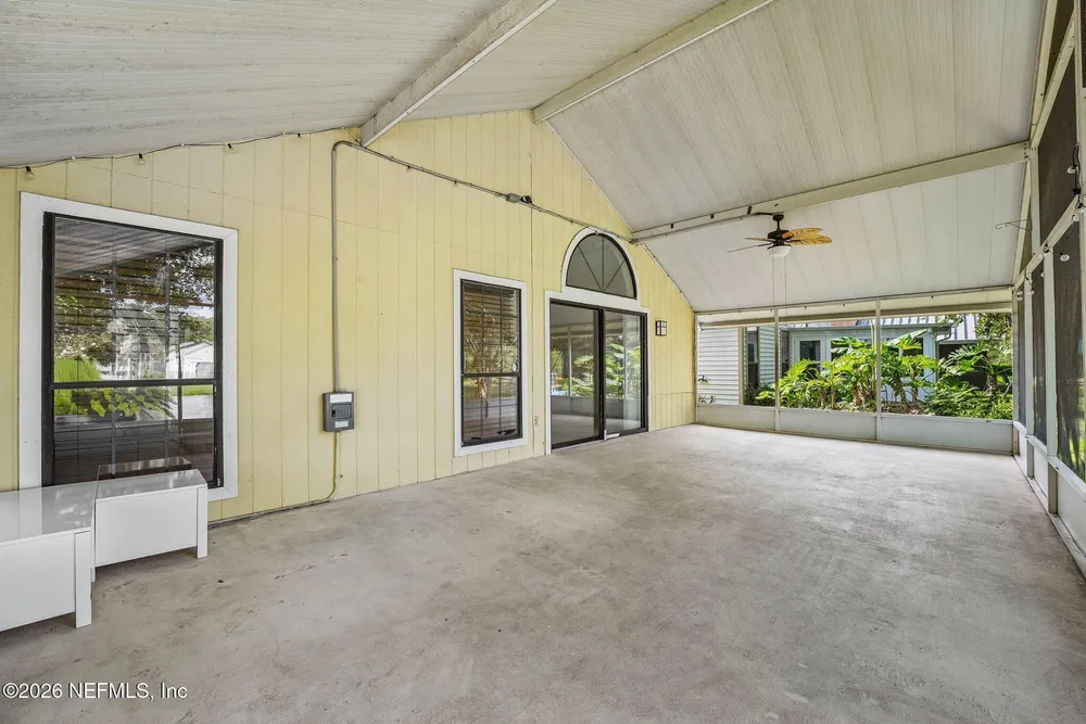 2840 Lantana Lakes Dr E, Jacksonville, FL 32246