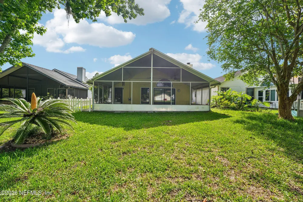 2840 Lantana Lakes Dr E, Jacksonville, FL 32246