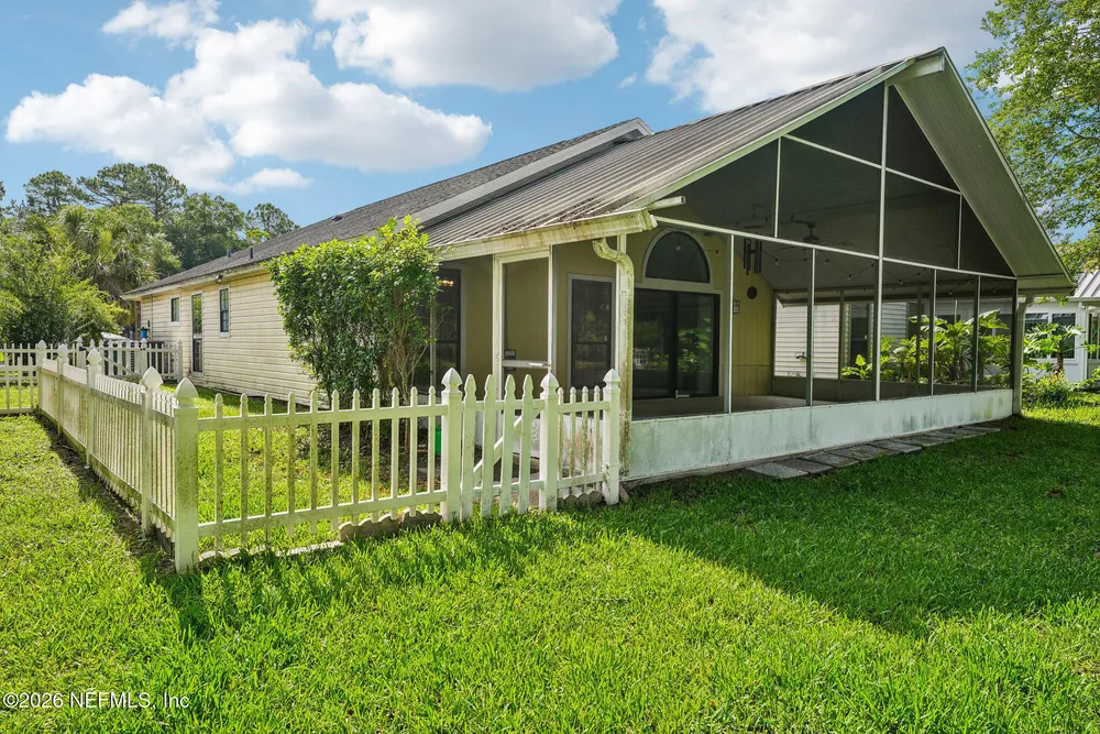 2840 Lantana Lakes Dr E, Jacksonville, FL 32246