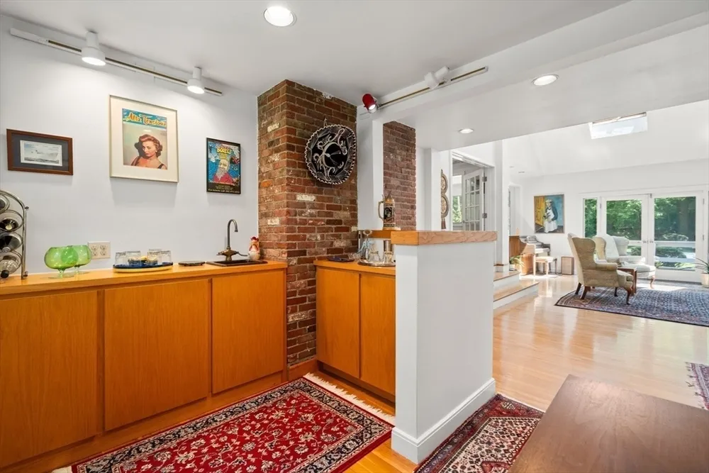 242 Winter St, Weston, MA 02493