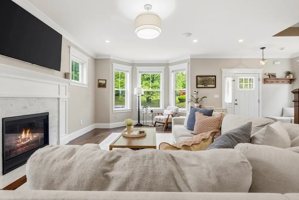 106 Granite Ave, Boston, MA 02124
