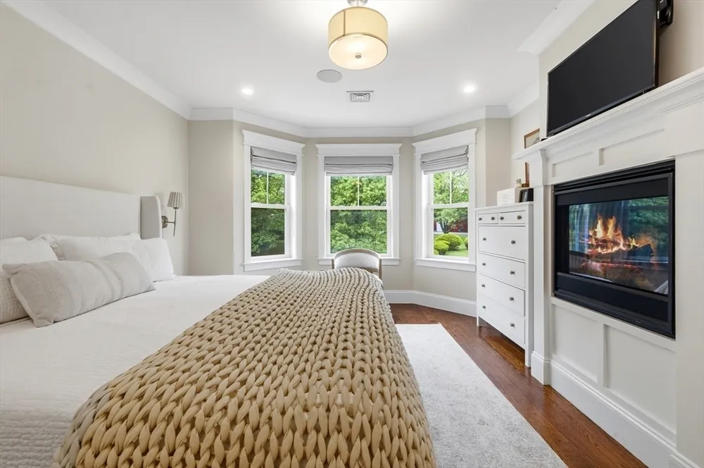 106 Granite Ave, Boston, MA 02124