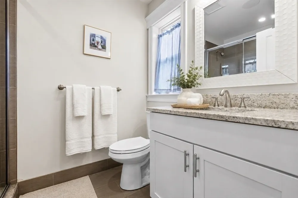 106 Granite Ave, Boston, MA 02124
