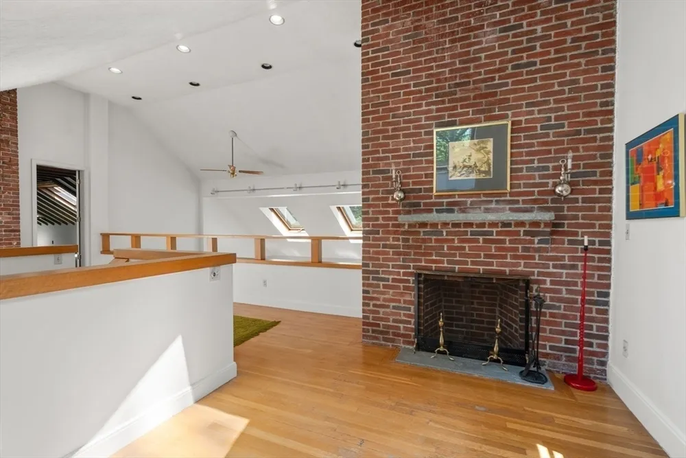 242 Winter St, Weston, MA 02493