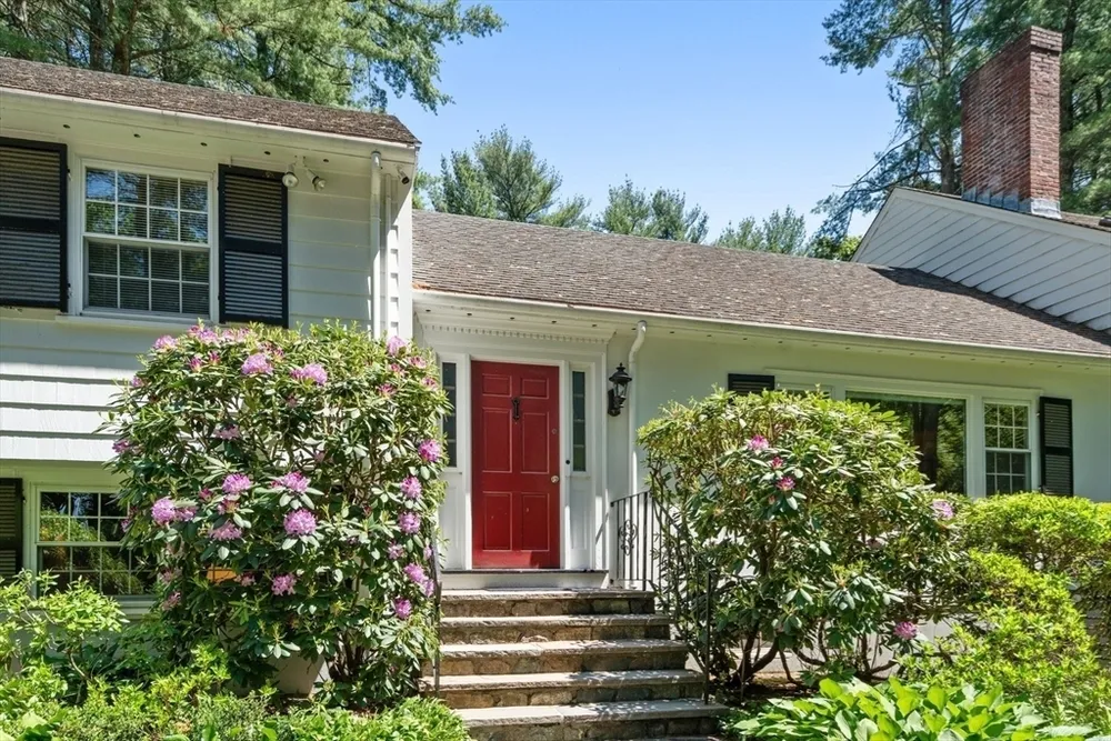 242 Winter St, Weston, MA 02493