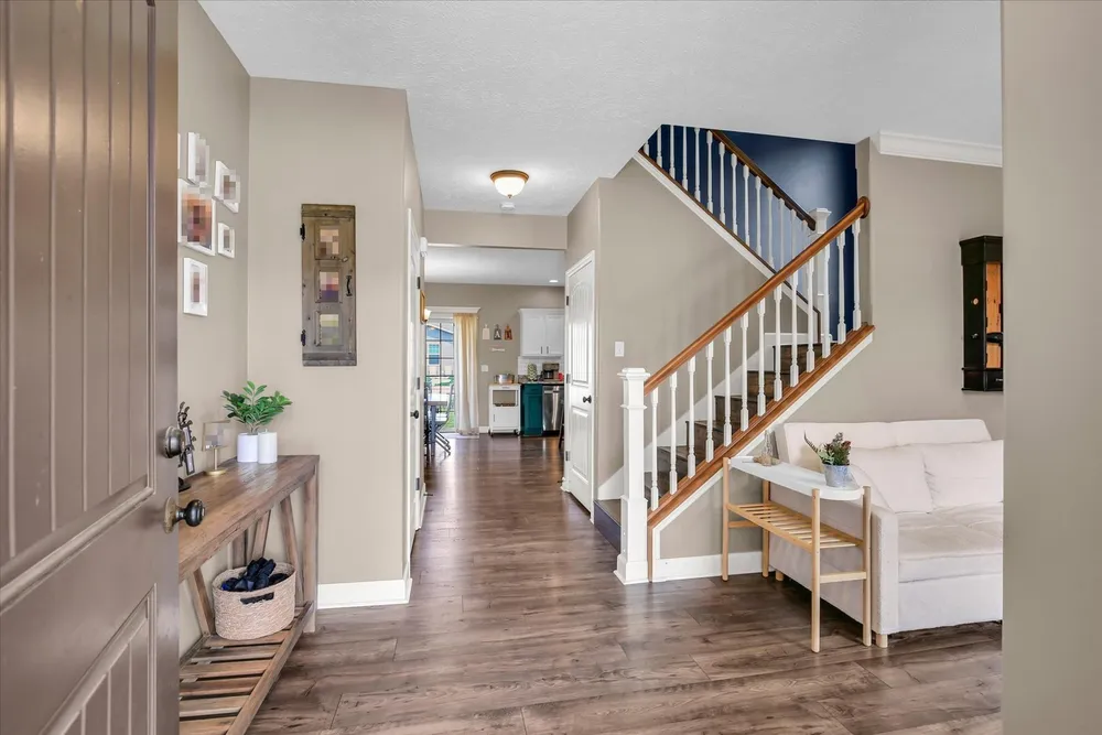 110 Blazing Star Dr, Savoy, IL 61874